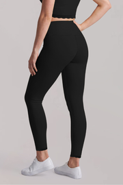 The Rue Legging — product photo 10