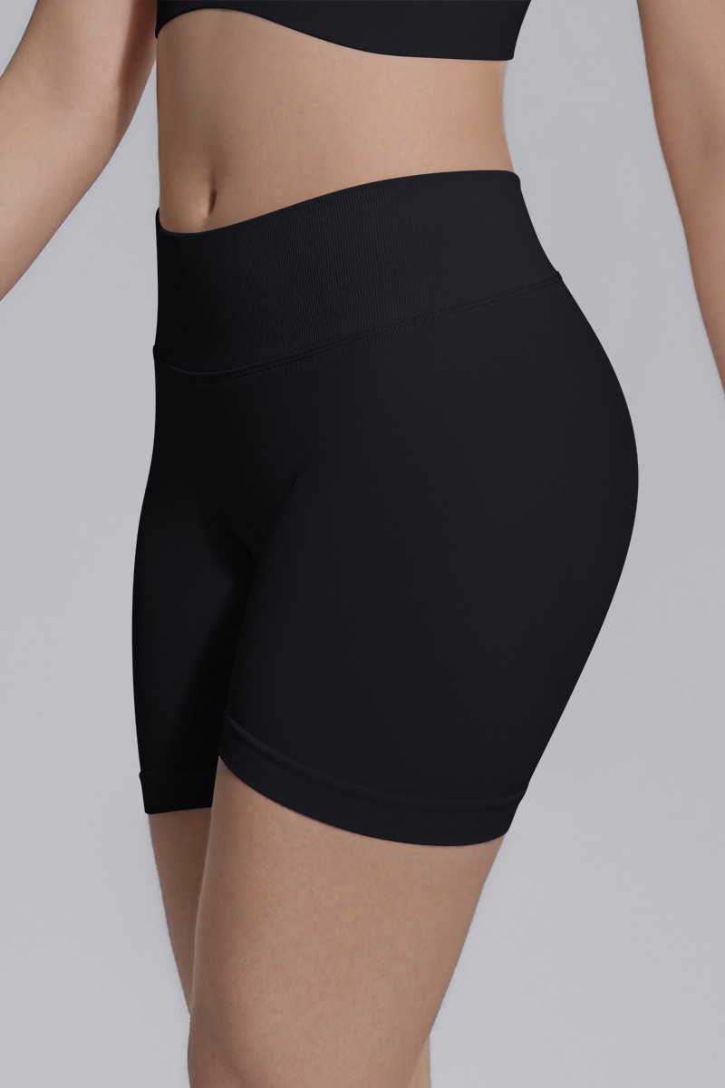 The Élanora Short — product photo 12