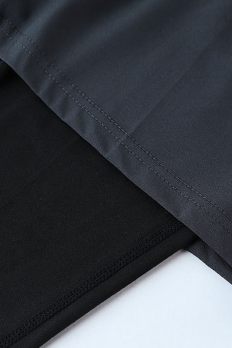 The Oxford 2-in-1 Short — product photo or size chart 13