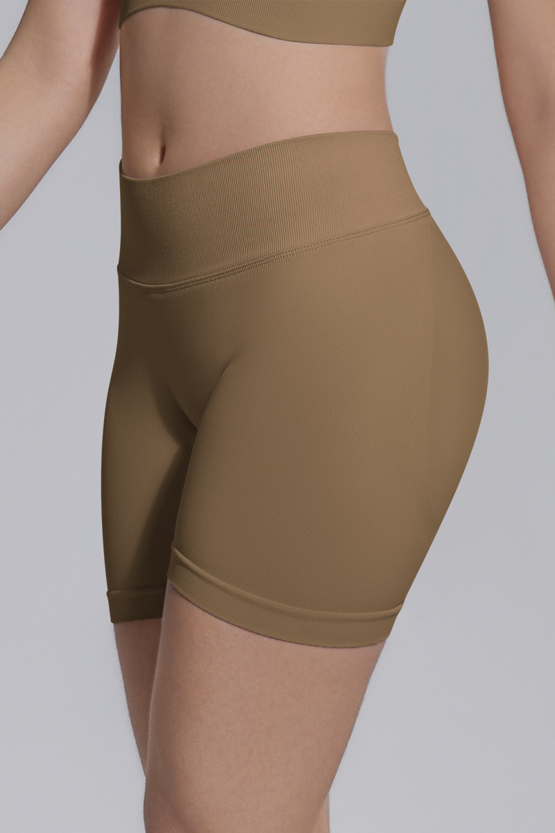The Élanora Short — product photo 16