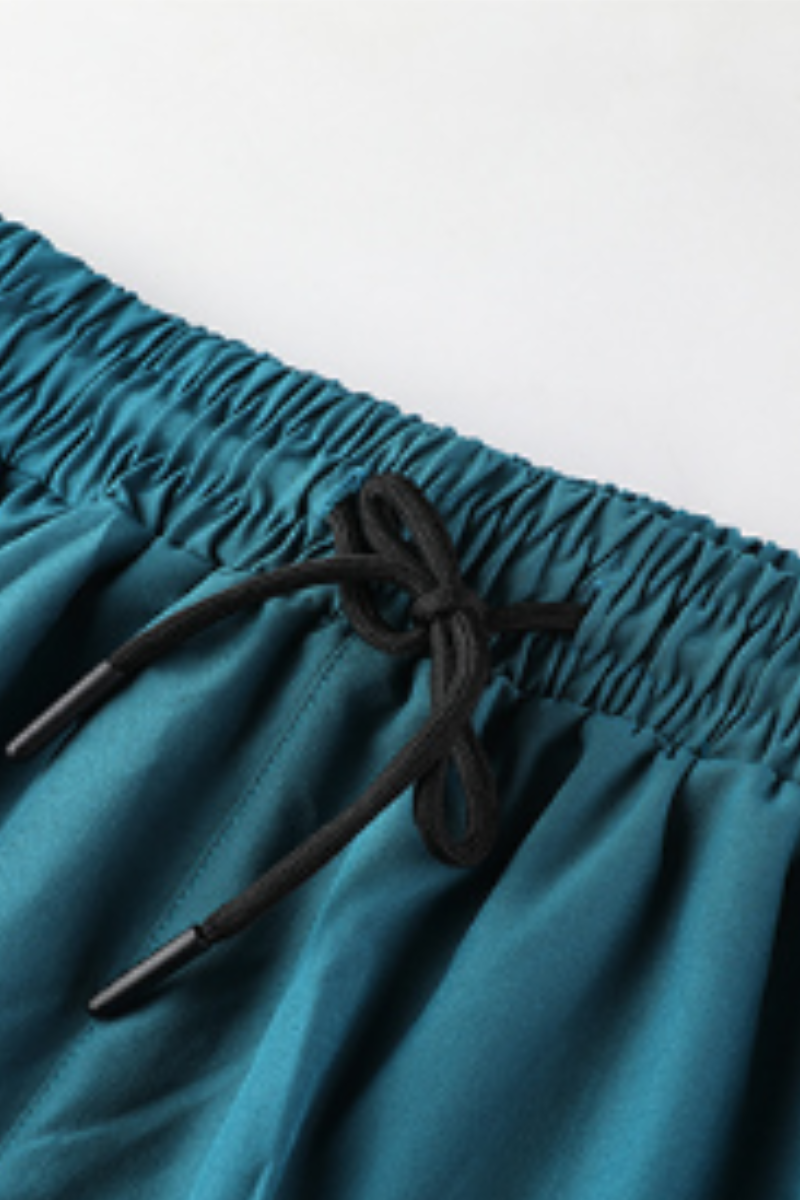 The Westbridge Reflective Short — product photo or size chart 17