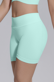 The Élanora Short — product photo 2