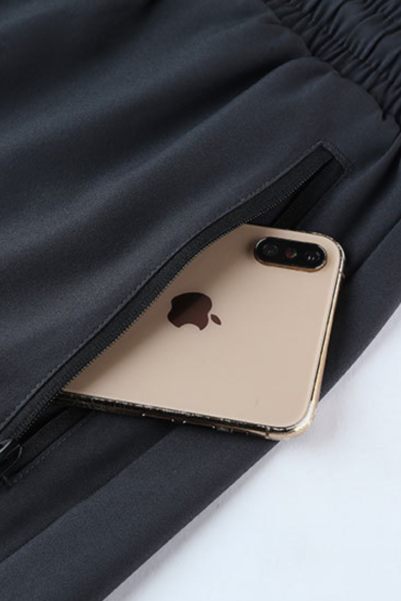 The Oxford 2-in-1 Short — product photo or size chart 11